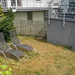 Bernadowska Lu Parking Ogrodek Balkon, 800m Plaza Sopot