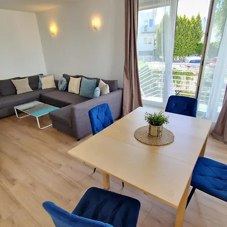 Bernadowska Lu Parking Ogródek Balkon, 800m